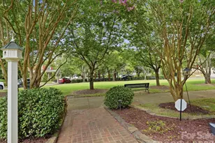 929 Gardenia St, Fort Mill, SC 29708 - Photo 4