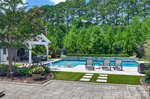 5110 Harwich Cir, Matthews, NC 28104 - Photo 2