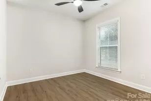 428 Woodvale Pl, Charlotte, NC 28208 - Photo 24