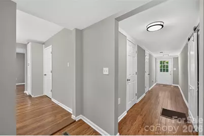 620 10th Street Boulevard NW, Hickory, NC 28601 - Photo 14