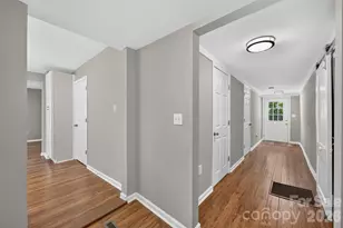 620 10th St Blvd NW, Hickory, NC 28601 - Photo 14