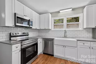 620 10th St Blvd NW, Hickory, NC 28601 - Photo 10