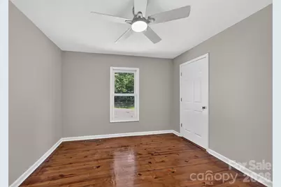 620 10th Street Boulevard NW, Hickory, NC 28601 - Photo 22