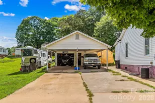 208 Shuping St, Morganton, NC 28655 - Photo 18