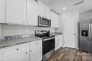 282 Aubrey Woods Dr, Kings Mountain, NC 28086 - Photo 14