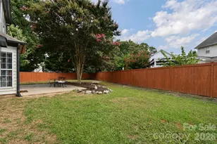6634 Bells Mill Dr, Charlotte, NC 28269 - Photo 36