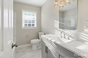 1420 Rollingwood Dr, Charlotte, NC 28217 - Photo 4