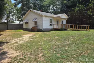 106 Lily St, Shelby, NC 28152 - Photo 2