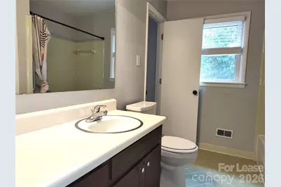 5812 Donegal Drive, Charlotte, NC 28212 - Photo 14