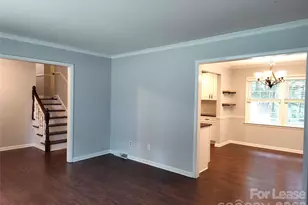 5812 Donegal Dr, Charlotte, NC 28212 - Photo 8