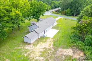 2136 W Nc 150 Hwy, Lincolnton, NC 28092 - Photo 34
