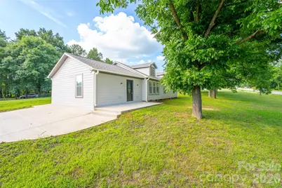 2136 W Nc 150 Highway, Lincolnton, NC 28092 - Photo 2