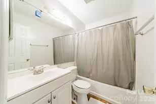 9535 University Terrace Dr, Charlotte, NC 28262 - Photo 4