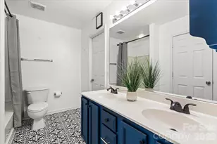 9025 Davis Crossing Ct, Charlotte, NC 28269 - Photo 14