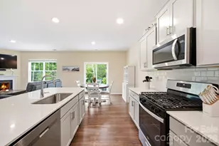 153 Calvin Crk Dr, Troutman, NC 28166 - Photo 10