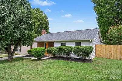 6511 Misty Morning Drive, Charlotte, NC 28212 - Photo 4