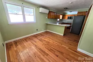 2838 7 Mile Ridge Rd, Burnsville, NC 28714 - Photo 8