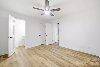 1453 Grovewood Drive, Charlotte, NC 28208 - Photo 20