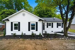 1453 Grovewood Dr, Charlotte, NC 28208 - Photo 1