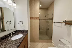 18009 Kings Point Dr, Cornelius, NC 28031 - Photo 22