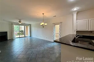 18009 Kings Point Dr, Cornelius, NC 28031 - Photo 14
