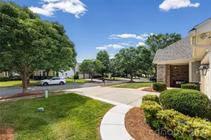 8621 Sequoia Grove Ln, Charlotte, NC 28214 - Photo 4