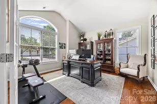 8621 Sequoia Grove Ln, Charlotte, NC 28214 - Photo 6