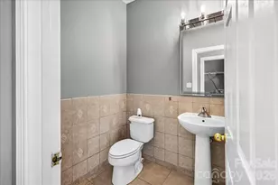 6410 Castlewynd Ct, Charlotte, NC 28212 - Photo 18