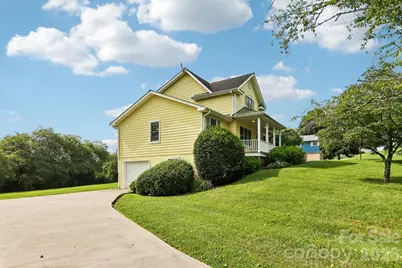 20 Amber Drive, Horse Shoe, NC 28742 - Photo 2