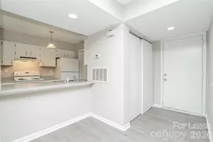 11064 Harrowfield Rd, Charlotte, NC 28226 - Photo 4