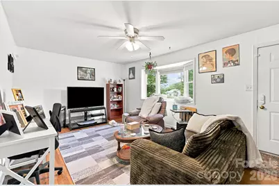 376 School Road E, Asheville, NC 28803 - Photo 12
