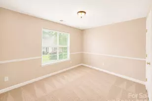 6417 Spanish Moss Ln, Charlotte, NC 28262 - Photo 16