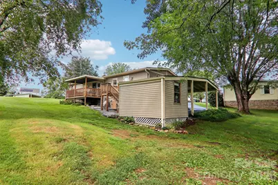 305 Meadowbrook Court, Hendersonville, NC 28792 - Photo 44