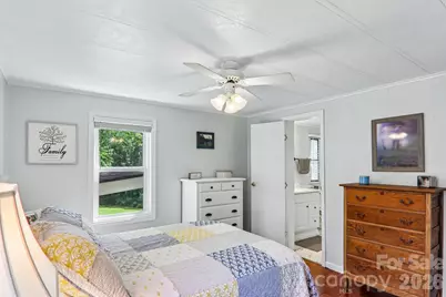 305 Meadowbrook Court, Hendersonville, NC 28792 - Photo 28