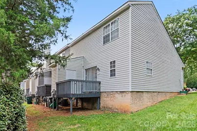 5845 Cougar Lane, Charlotte, NC 28269 - Photo 16