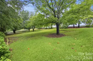 505 S Battleground Ave, Kings Mountain, NC 28086 - Photo 4
