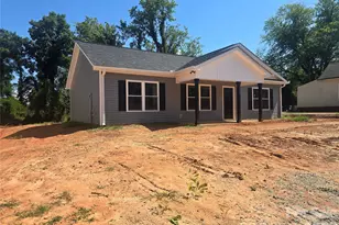 350 14th Ave SW, Hickory, NC 28602 - Photo 1