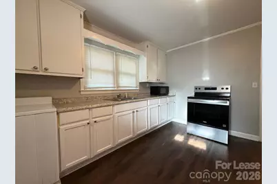 202 E Jenkins Street, Dallas, NC 28034 - Photo 4