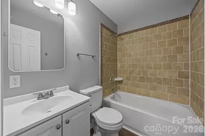 9300 Edgevale Drive, Charlotte, NC 28216 - Photo 10