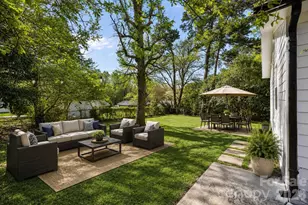 9300 Edgevale Dr, Charlotte, NC 28216 - Photo 22