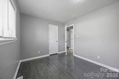 9300 Edgevale Drive, Charlotte, NC 28216 - Photo 16