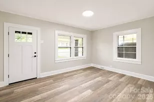 113 Mountain View St, Morganton, NC 28655 - Photo 6