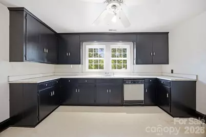 301 Meadow Street, Spencer, NC 28159 - Photo 12
