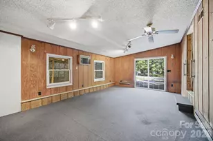 301 Meadow St, Spencer, NC 28159 - Photo 16