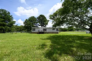 108 Daves Rd, York, SC 29745 - Photo 2