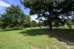 108 Daves Rd, York, SC 29745 - Photo 6