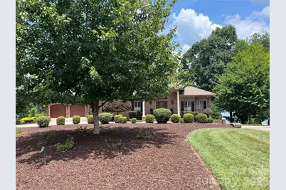 222 April Road, Troutman, NC 28166 - Photo 2