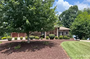 222 April Rd, Troutman, NC 28166 - Photo 2