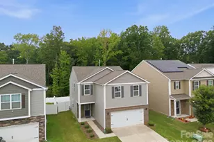 8133 Clairwood Dr, Charlotte, NC 28269 - Photo 40
