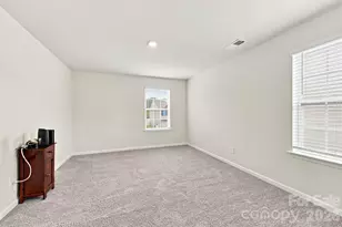 8133 Clairwood Dr, Charlotte, NC 28269 - Photo 22